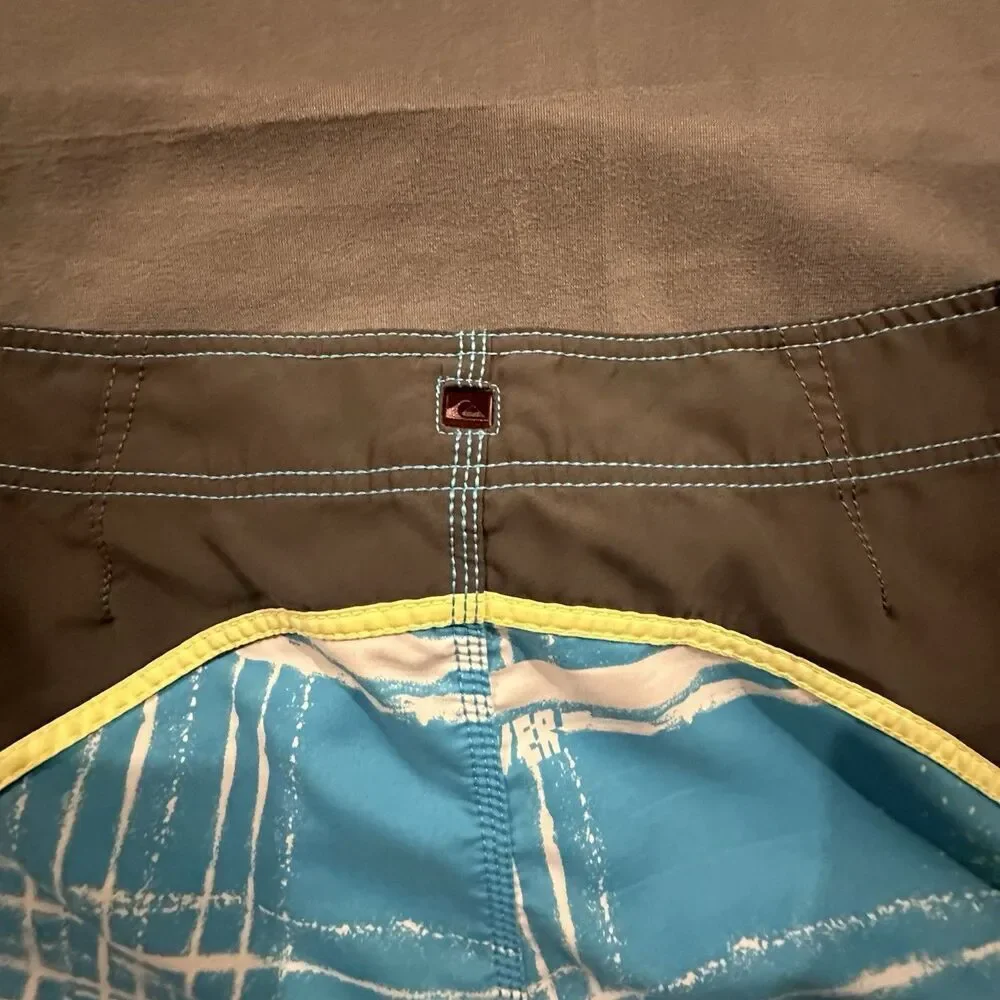 Vintage Y2K Quicksilver Board Shorts Mens 36 Plaid Embroidery Logo Swim Blue